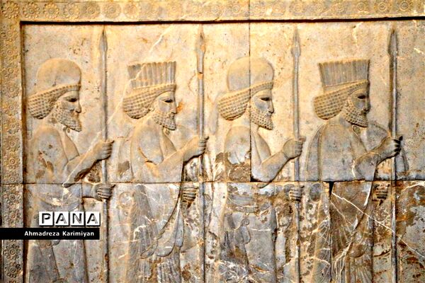 تخت جمشید در نوروز 98