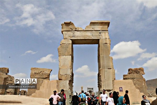 تخت جمشید در نوروز 98