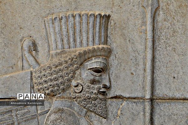 تخت جمشید در نوروز 98