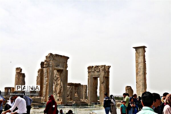 تخت جمشید در نوروز 98