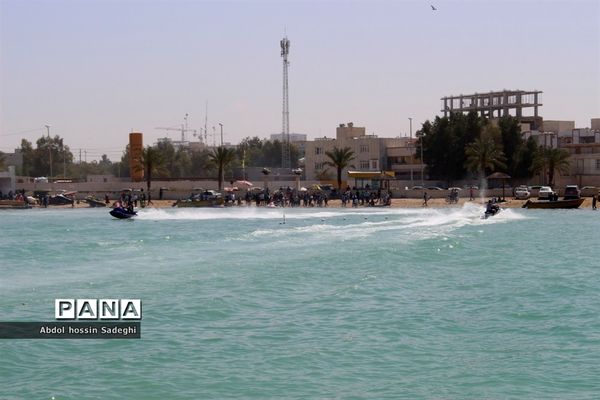 مسافران نوروزی در بوشهر-3