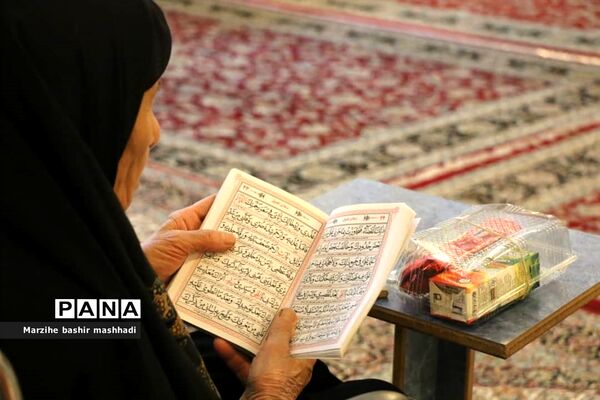 مراسم بزرگداشت جانباختگان حادثه سیل در شیراز
