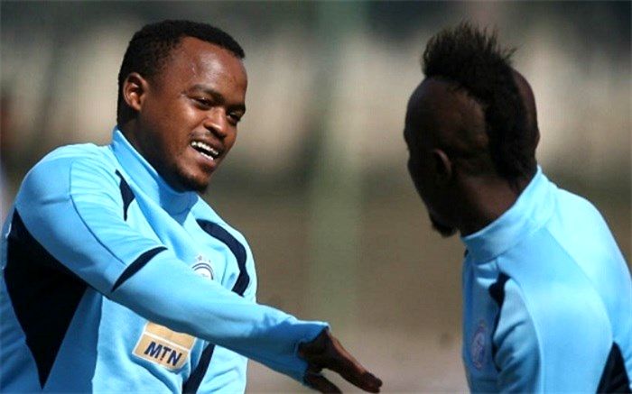 واکنش خارجی‌های استقلال به شایعه وجود رفتارنژادپرستانه در این تیم