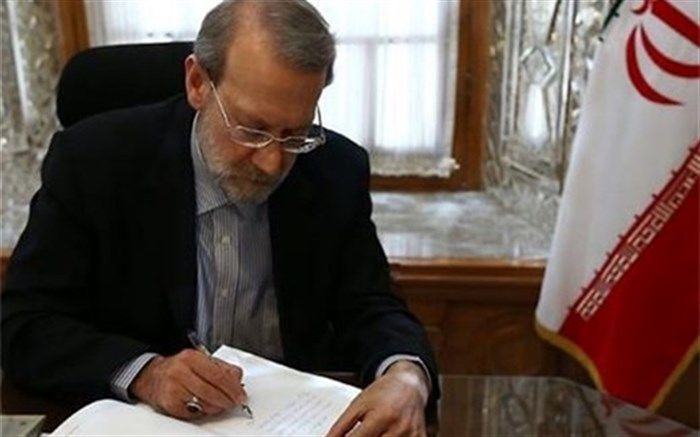 لاریجانی: تمامی نهادها برای مدیریت بحران، کاهش خسارات و کمک‌های فوری به مردم پای کار بیایند