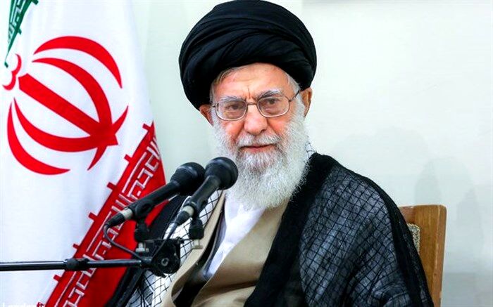 جلسه ویژه بررسی اقدامات و امدادرسانی‌ها به استان‌های سیل‌زده‌ی کشور در حضور رهبر انقلاب