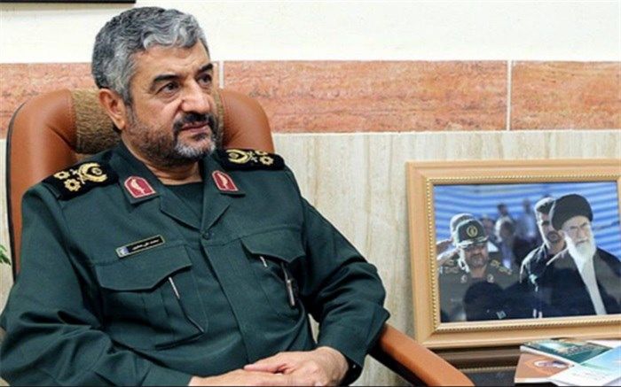 فرمانده سپاه: امدادرسانی به مناطق سیل‌زده لرستان باید به سرعت انجام شود