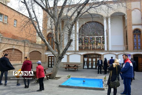 بازدیدمیهمانان نوروزی از اماکن گردشگری تبریز