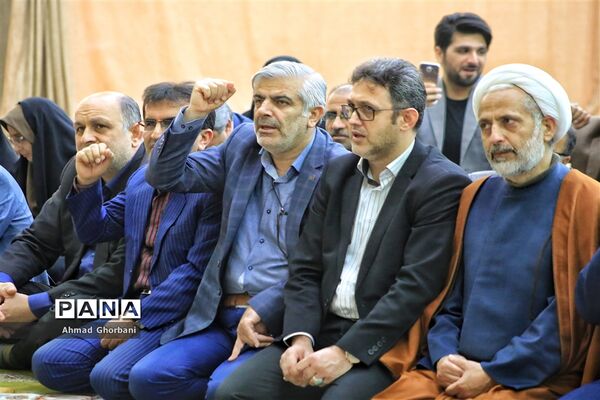 دیدار فرماندار ساری با فرماندهان سپاه به مناسبت روز پاسدار
