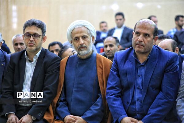 دیدار فرماندار ساری با فرماندهان سپاه به مناسبت روز پاسدار