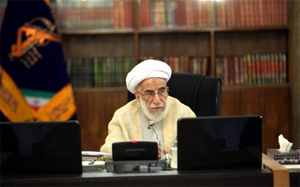 آیت‌الله جنتی: نتیجه حماقت‌های آمریکا عبرت تاریخ خواهد شد