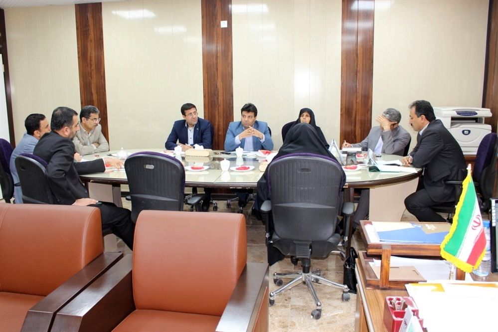 جلسه هماهنگی پوشاک و لباس فرم دانش‌آموزی اداره کل آموزش و پرورش استان بوشهر