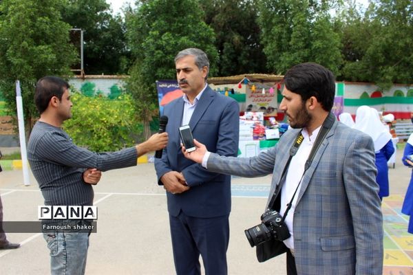 مدرسه مصلحیان شهرستان بوشهر کمک به سیل زدگان