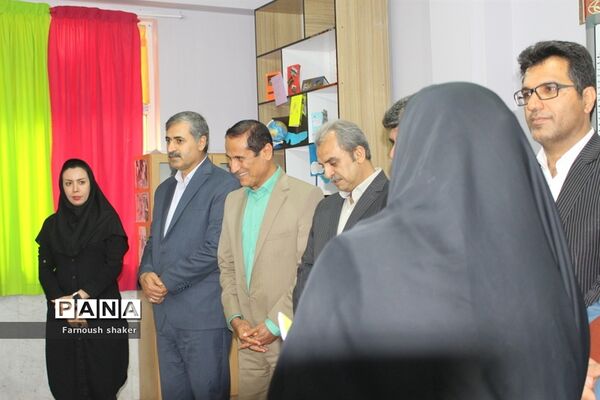 بازدید مدیرکل آموزش و پرورش استان بوشهر از دبستان مصلحیان