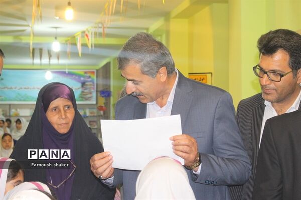 بازدید مدیرکل آموزش و پرورش استان بوشهر از دبستان مصلحیان