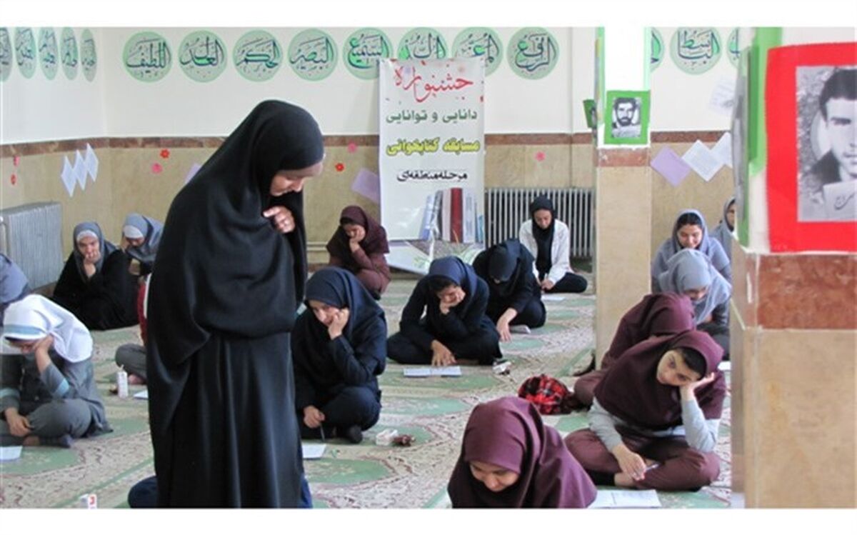 معاون پرورشی  آموزش و پرورش فیروزکوه: مطالعه راهی ساده برای پرورش استعدادها است