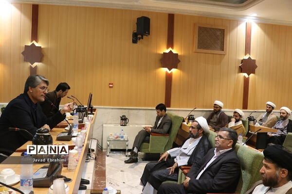 برگزاری دوره آموزشی توانمند‌سازی مبلغین و مبلغات مدارس امین خراسان رضوی