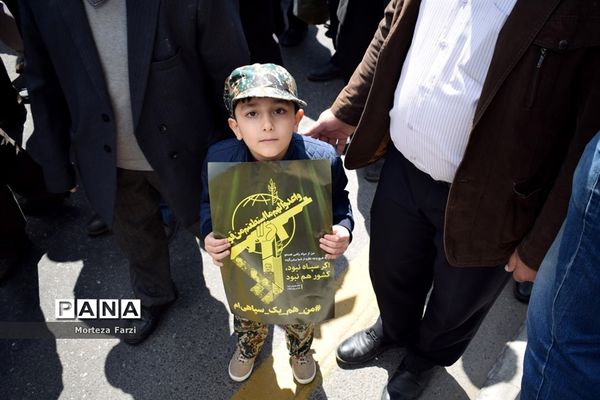 راهپیمایی مردم تبریز در حمایت از سپاه پاسداران انقلاب اسلامی