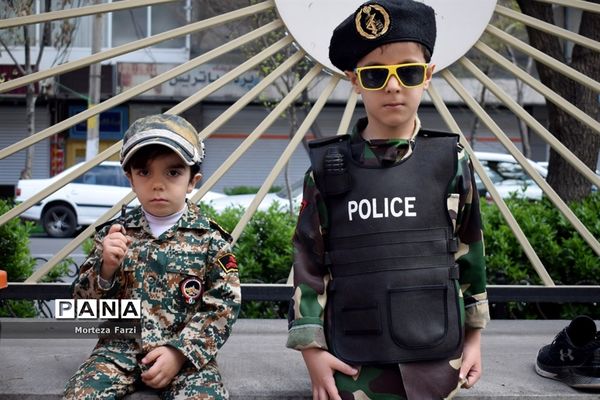 راهپیمایی مردم تبریز در حمایت از سپاه پاسداران انقلاب اسلامی