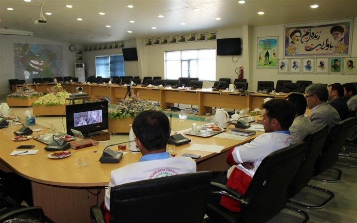 جلسه ویدئو کنفرانس «سیل مهربانی همکلاسی ها» با هدف ارتباط  استان‌های معین و مناطق سیل‌زده  برگزار شد