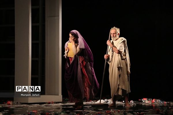 اجرای نمایش «سقراط»