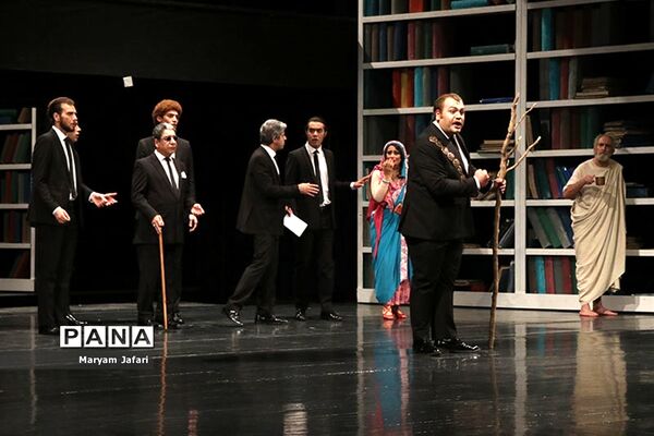 اجرای نمایش «سقراط»