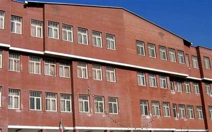 خیر مدرسه ساز بیرجندی : مدرسه سازی  یک صدقه جاریه است