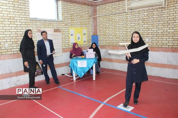 مسابقات گلایدر دانش‌آموزان دختر شهرستان بوشهر-2