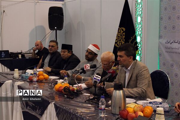 نشست خبری اعضا کمیته داوران سی و ششمین دوره مسابقات بین المللی قرآن کریم