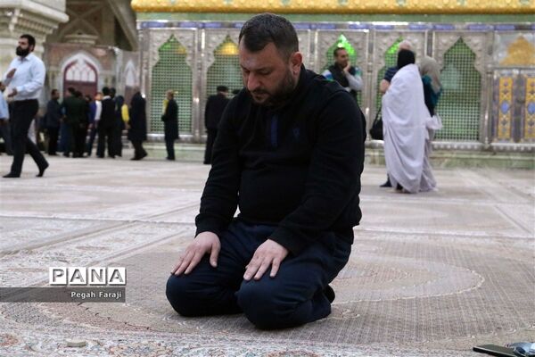 تجدید میثاق شرکت کنندگان مسابقات بین المللی قرآن کریم با آرمان های امام خمینی (ره)