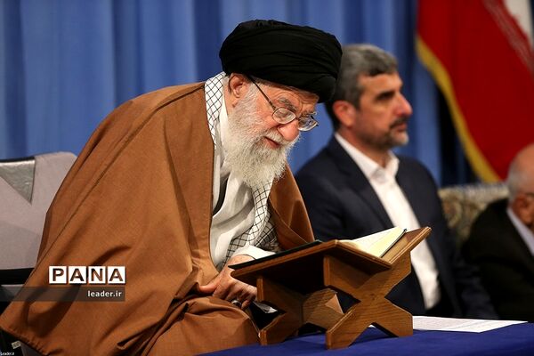 دیدار شرکت کنندگان در مسابقات بین‌المللی قرآن با رهبر انقلاب