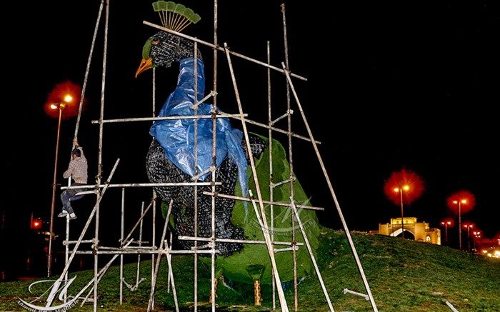 دستگیری عامل آتش سوزی مجسمه طاووس در شیراز