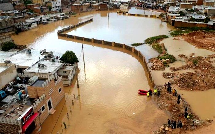 ارسال محموله شیرخشک به مناطق سیل‌زده