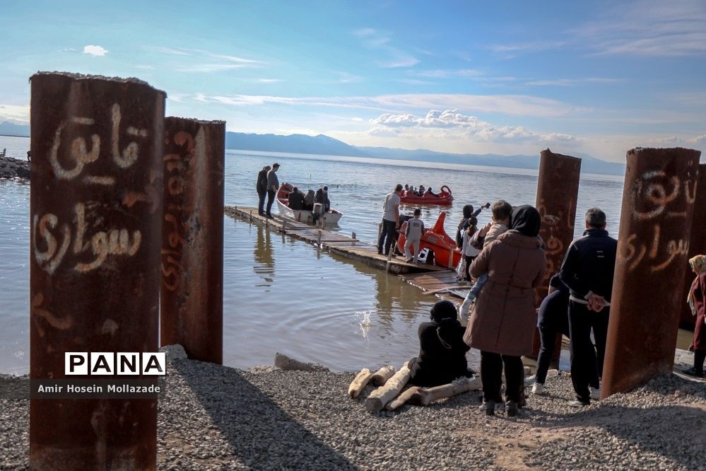استقبال مردم از پرآبی دریاچه ارومیه