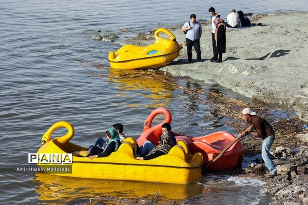 استقبال مردم از پرآبی دریاچه ارومیه