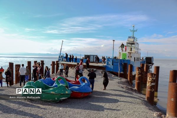 استقبال مردم از پرآبی دریاچه ارومیه