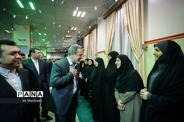 دیدار نوروزی  وزیر آموزش و پرورش با مدیران کل، مسئولان سابق و همکاران حوزه ستادی
