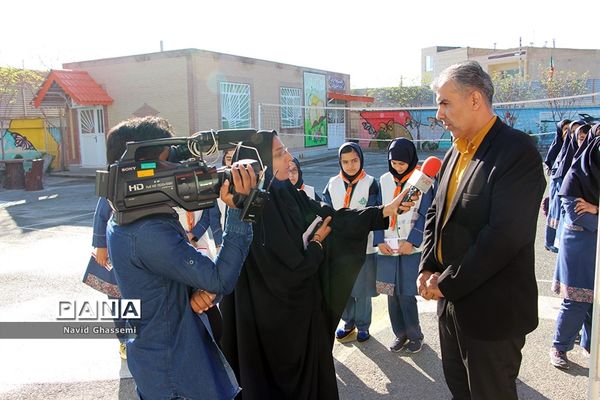 آغاز توزیع سی هزارپاکت‌ دریافت کمک‌های نقدی اولیا و دانش‌آموزان استان خراسان جنوبی به سیل‌زدگان