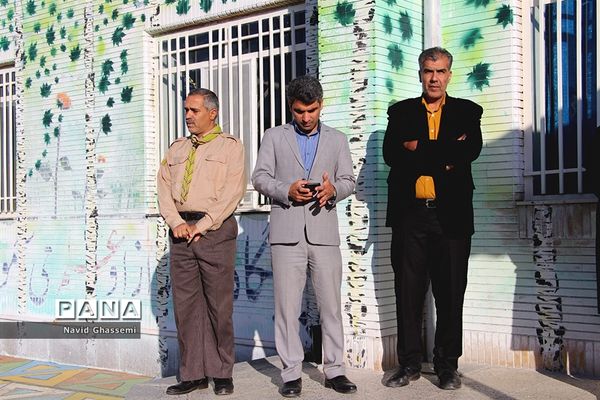 آغاز توزیع سی هزارپاکت‌ دریافت کمک‌های نقدی اولیا و دانش‌آموزان استان خراسان جنوبی به سیل‌زدگان