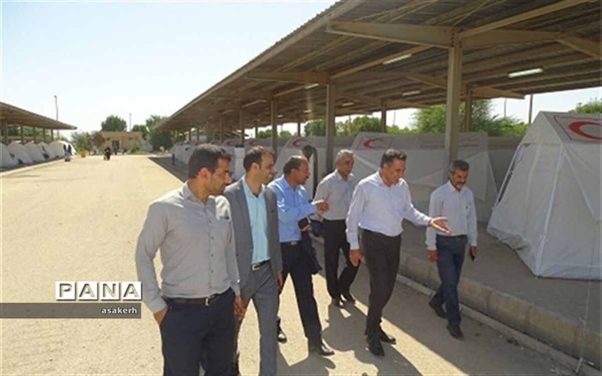 بازدیدمعاون پژوهش و برنامه ریزی و آموزش نیروی انسانی آموزش و پرورش خوزستان از مناطق سیل زده شهرستان شادگان