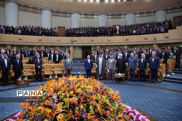 رئیس جمهوری در مراسم سالروز ملی فناوری هسته‌ای