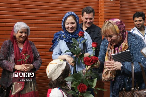 بازدید رئیس انجمن بین المللی مدارس مددکاری اجتماعی و هیات همراه از مراکز خدماتی شهرقدس