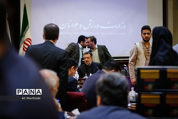 مراسم رونمایی از طرح های اشتغال زایی جوانان