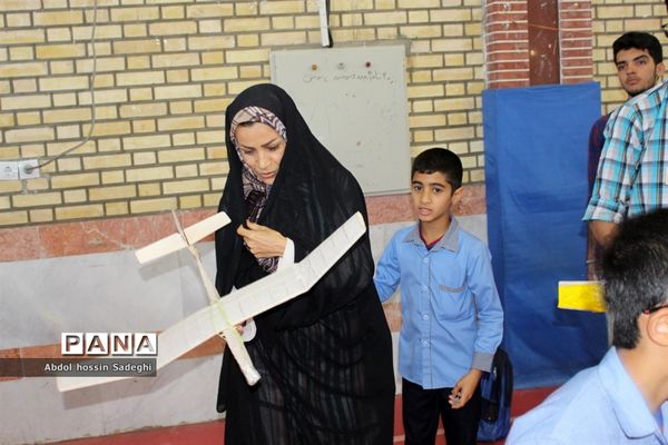 مسابقات گلایدر اولیای دانش‌آموزان پسر شهرستان بوشهر