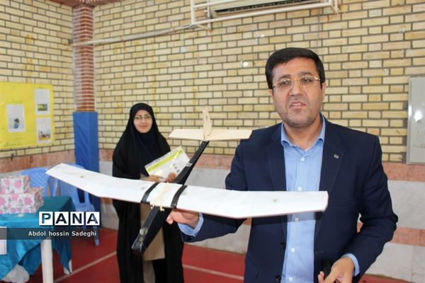 مسابقات گلایدر اولیای دانش‌آموزان پسر شهرستان بوشهر