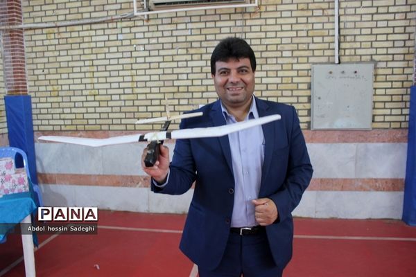 مسابقات گلایدر اولیای دانش‌آموزان پسر شهرستان بوشهر