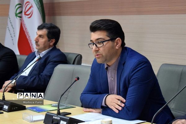 جلسه ستاد گرامیداشت مقام معلم در تبریز