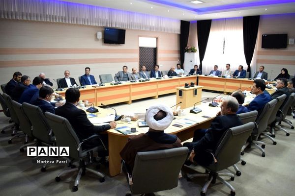 جلسه ستاد گرامیداشت مقام معلم در تبریز