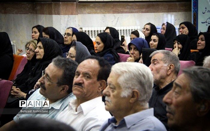 پرداخت حقوق فروردین بازنشستگان کشوری با ۴۰۰ هزار تومان افزایش