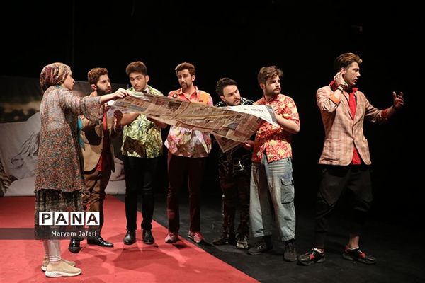 اجرای تئاتر «شهرت»