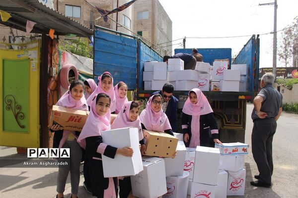 پویش ملی «سیل مهربانی همکلاسی‌ها» در مدرسه آفرینش آمل